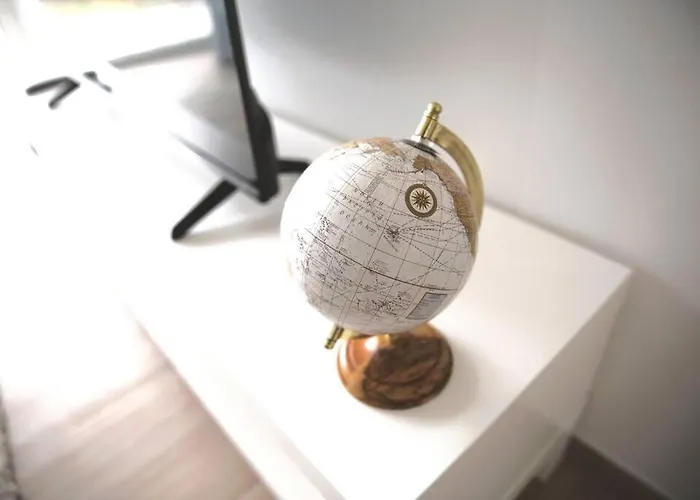 Beautiful Stylish 2br In Kirchberg Apartment