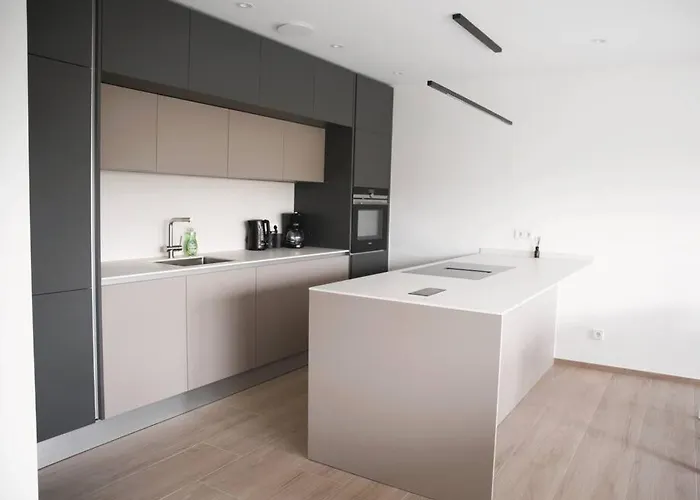 Apartment Beautiful Stylish 2br In Kirchberg *