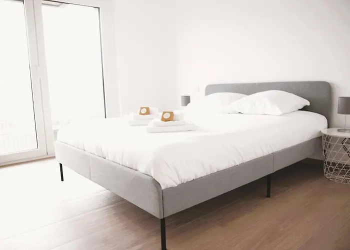 Apartment Beautiful Stylish 2br In Kirchberg