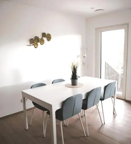 Beautiful Stylish 2br In Kirchberg דירה לוקסמבורג