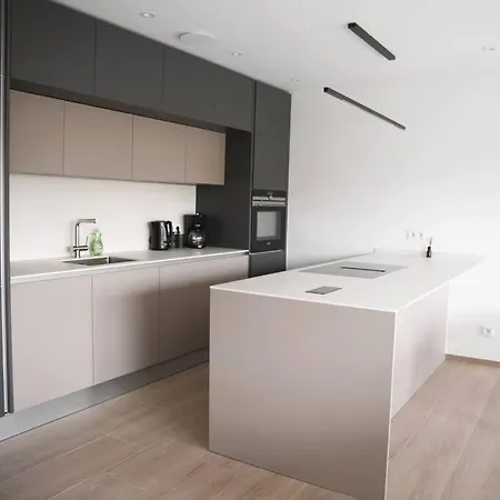 Lägenhet Beautiful Stylish 2br In Kirchberg *