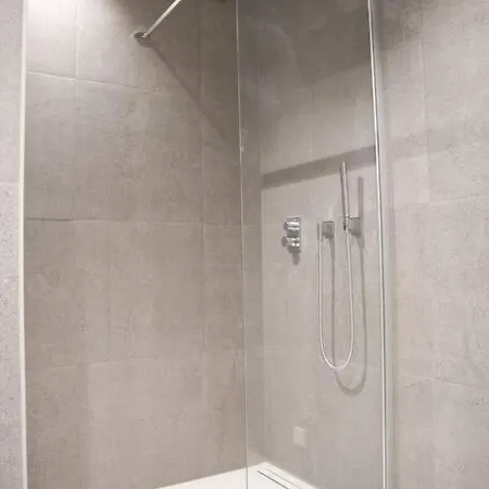 Beautiful Stylish 2br In Kirchberg * Luxemburg